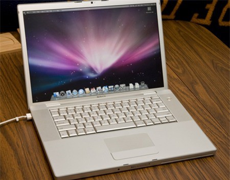 Tại sao bạn nên mua Macbook cũ chính hãng giá rẻ ngay lập tức ?