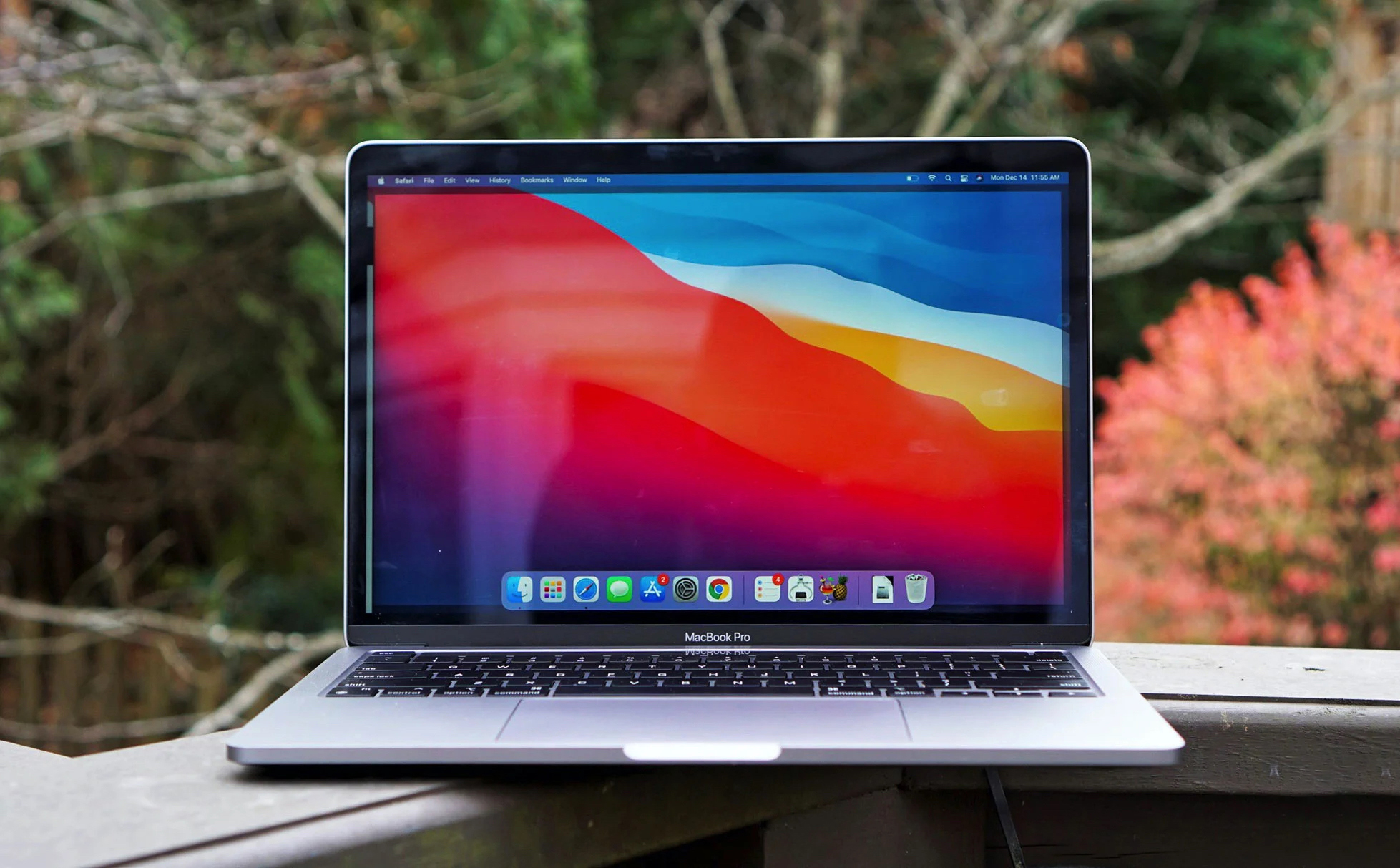 Chi tiết MacBook Pro 2020 M1: Ultrabook tốt nhất trong tầm giá ?