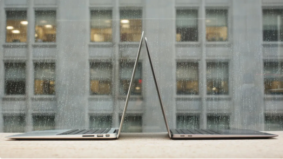 MacBook Air 2018 vs Macbook Air 2019:  Về thiết kế 