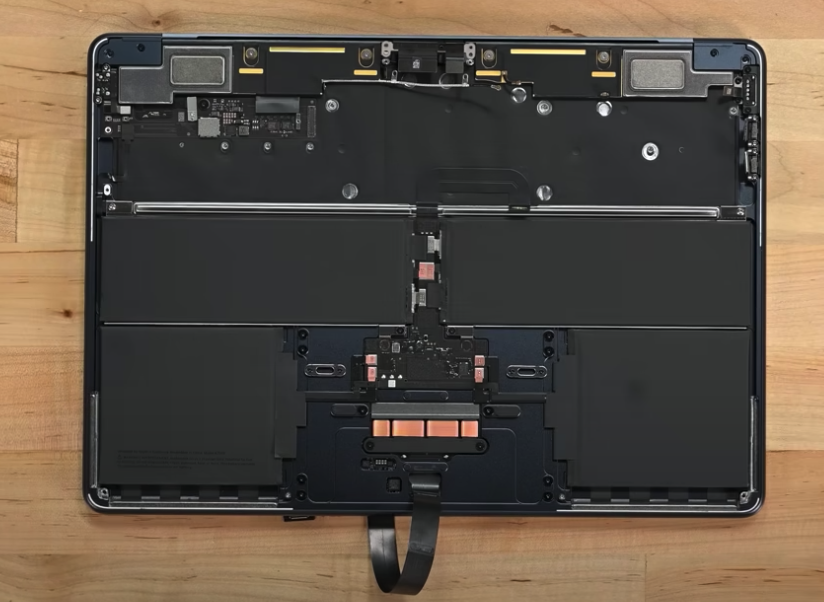 MacBook M2 có nâng cấp được Ram và ổ cứng hay không? - Trả lời câu hỏi 