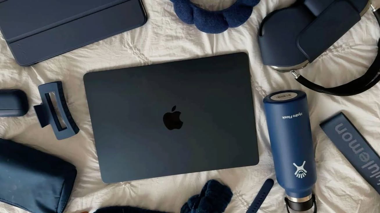 MacBook là gì? Tất tần tật về dòng laptop cao cấp của Apple cho những ai đang tìm hiểu