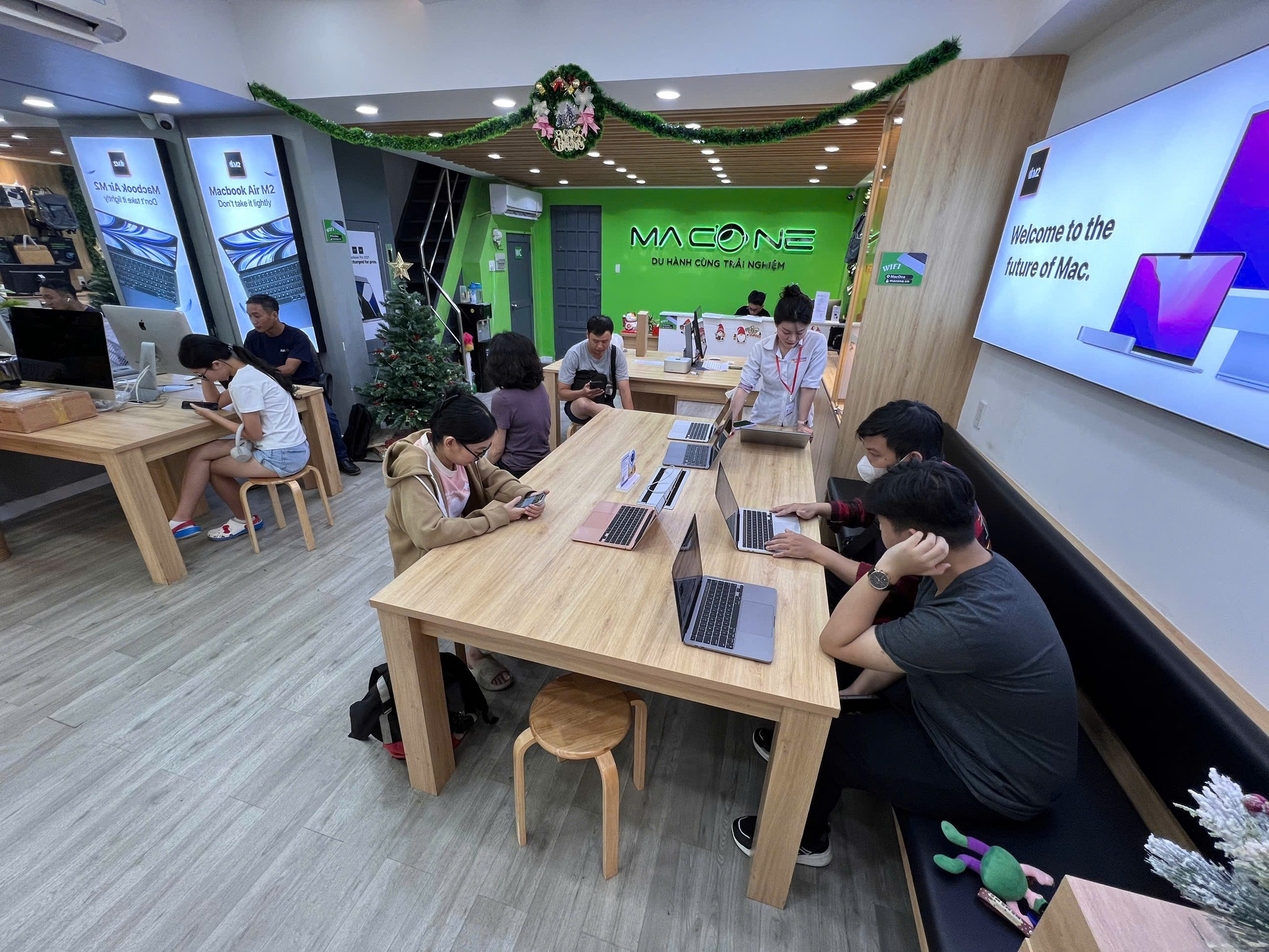Mua Macbook Ở Đâu Uy Tín? Top 15 Địa Chỉ Đáng Tin Cậy #1 Việt Nam