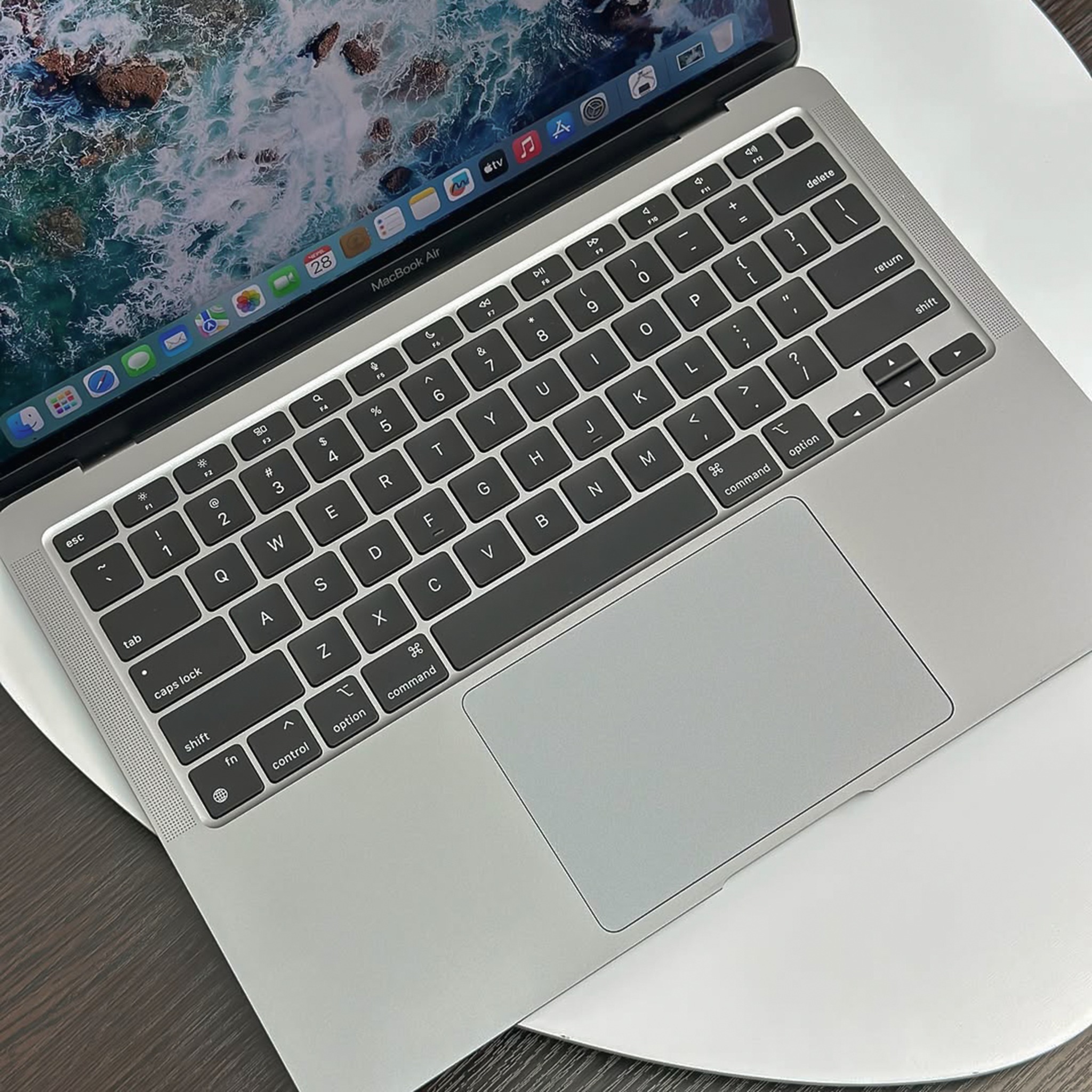 Nên Mua MacBook 256GB Hay 512GB? So Sánh Chi Tiết Để Chọn Đúng