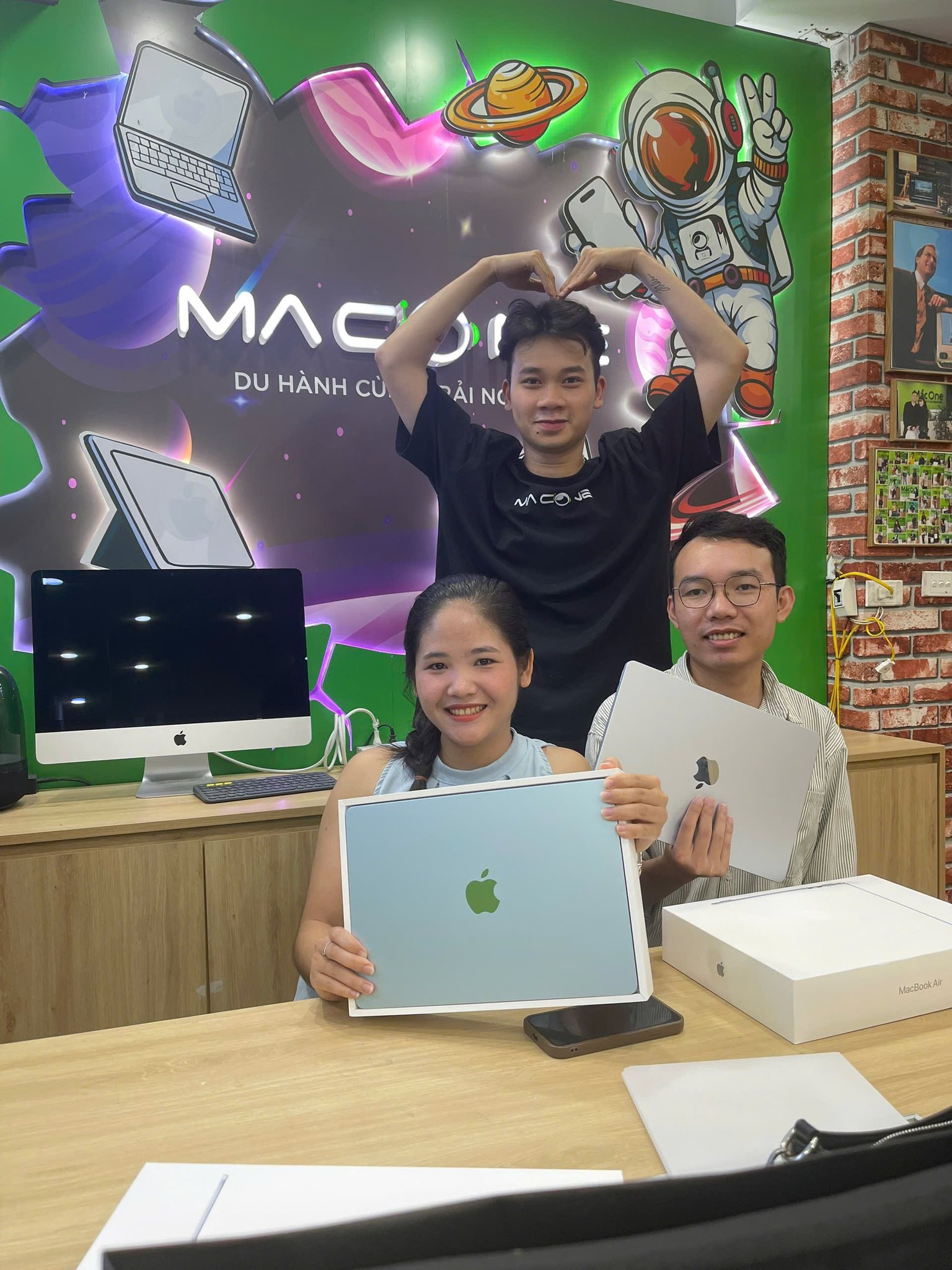 Nên Mua MacBook 256GB Hay 512GB? So Sánh Chi Tiết Để Chọn Đúng