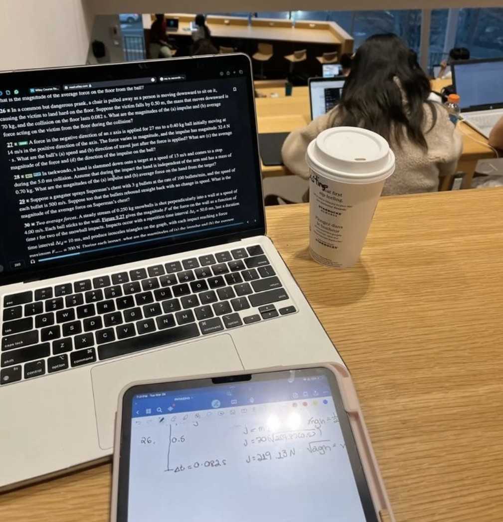 Nên Mua MacBook 256GB Hay 512GB? So Sánh Chi Tiết Để Chọn Đúng