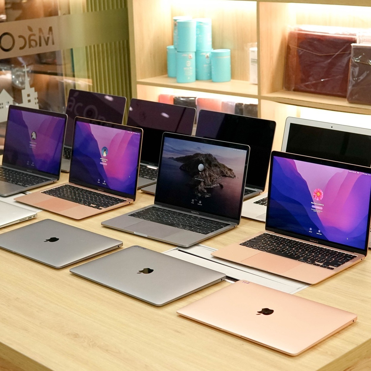 17 Mẫu Laptop Cho Dân Marketing Tốt Nhất Giúp Bạn "Xử" Đẹp Mọi Công Việc