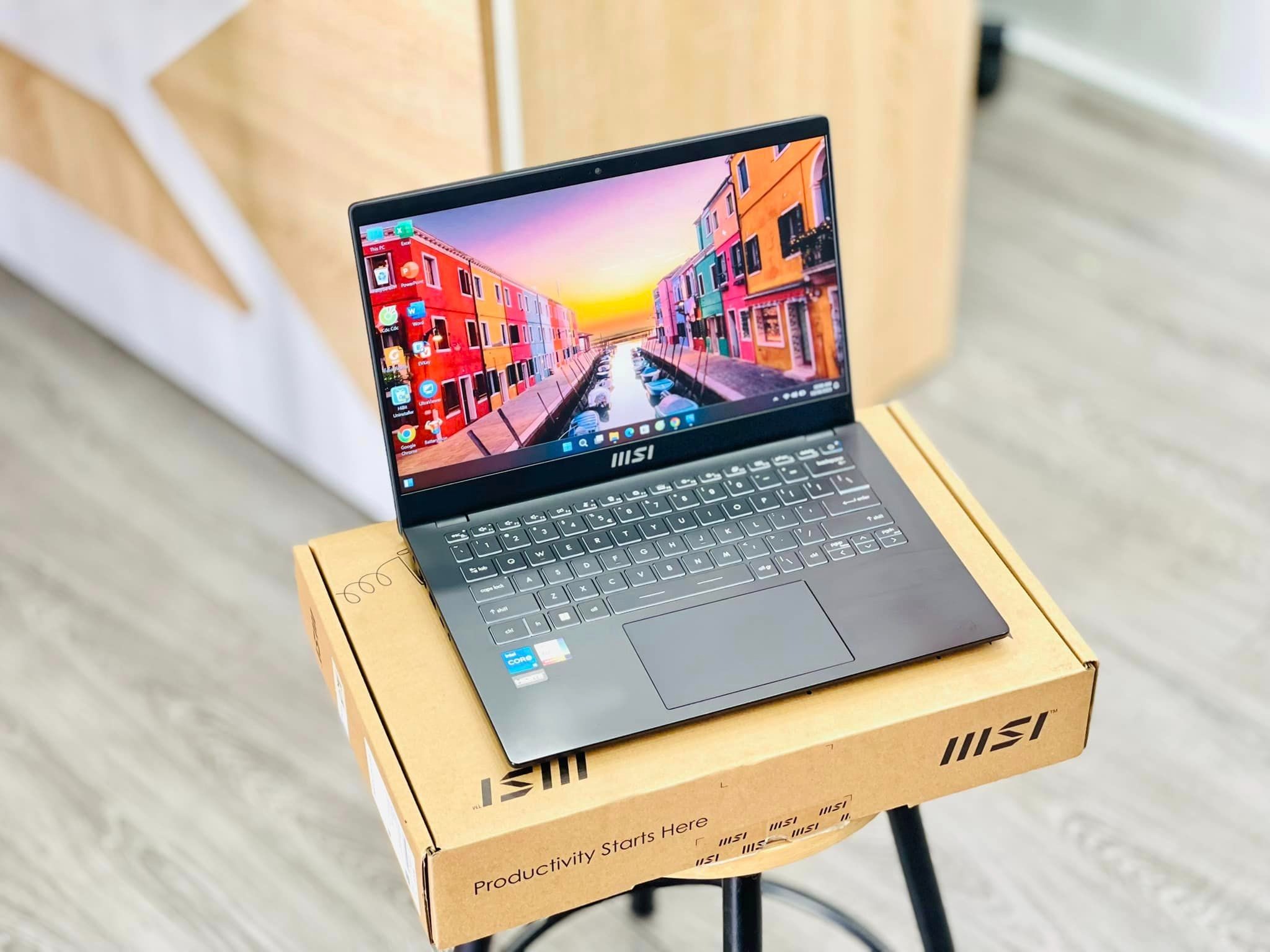 Laptop cho sinh viên ngoại ngữ: Top 20+ mẫu đáng mua