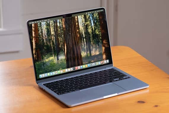 Top 15 Mẫu Laptop Cho Sinh Viên Y Khoa Đáng Xuống Tiền Nhất Năm Nay