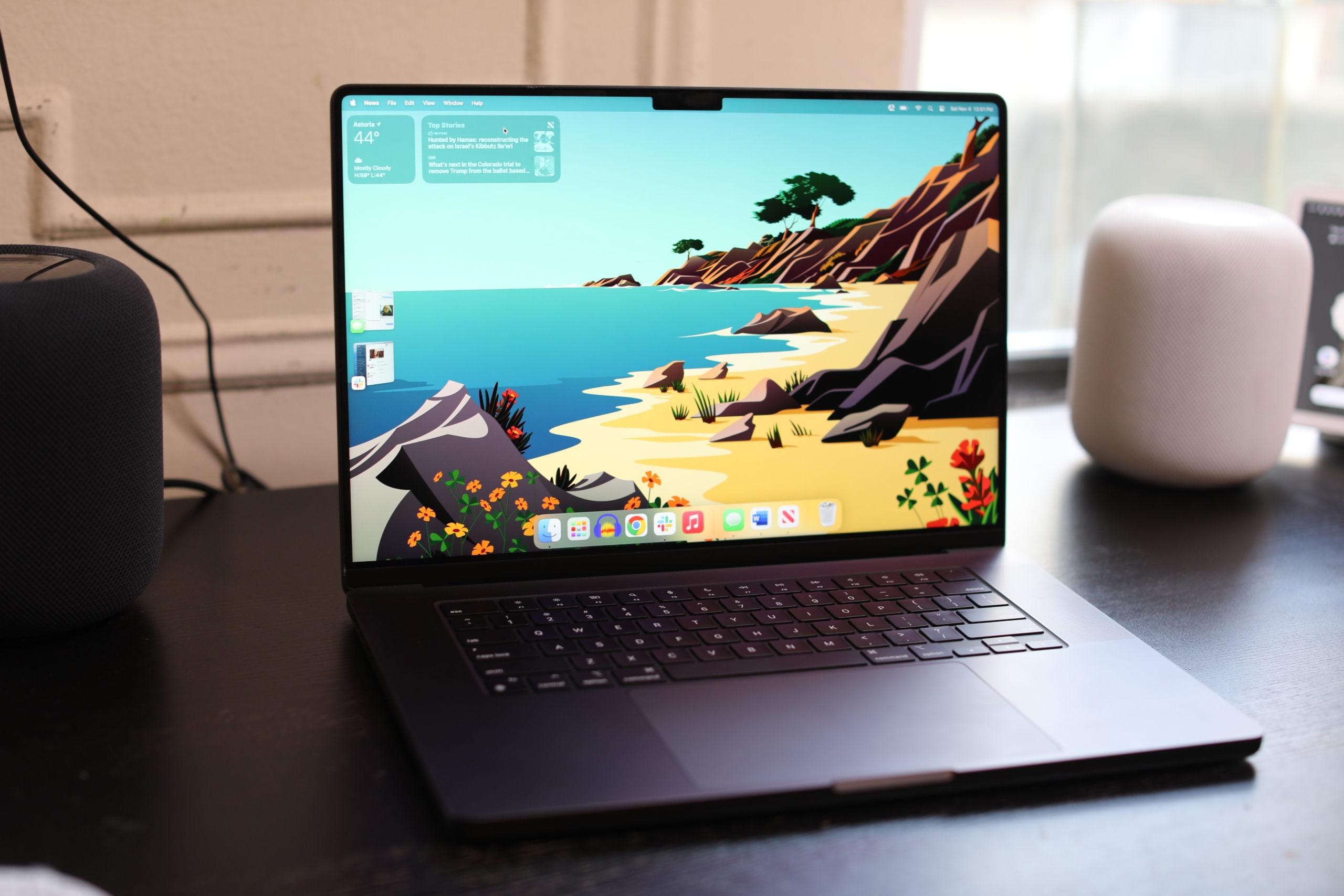 12 Laptop Màn Hình Lớn Đẹp, Hiệu Năng Khủng Cho Ai Thích Không Gian Rộng