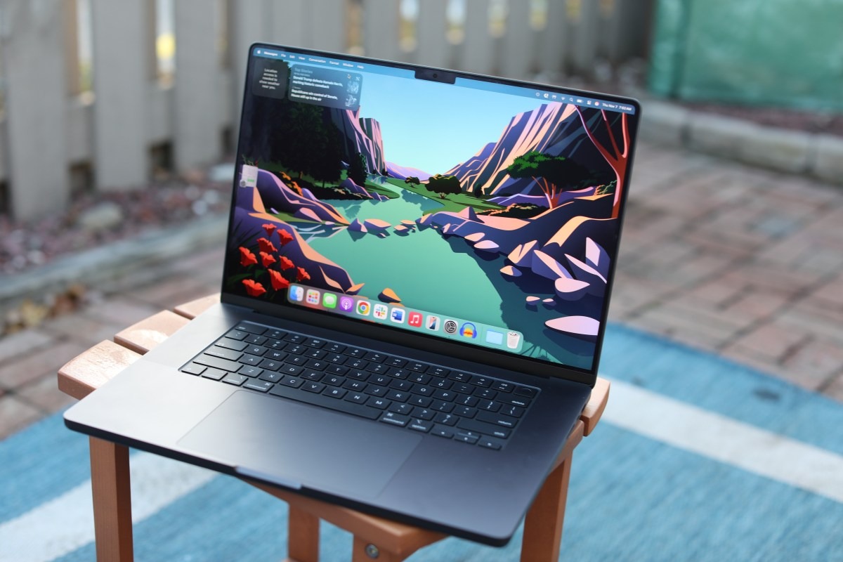 Laptop Thiết Kế Đồ Hoạ 3D Tốt Nhất Cho Sinh Viên Lẫn Người Đi Làm
