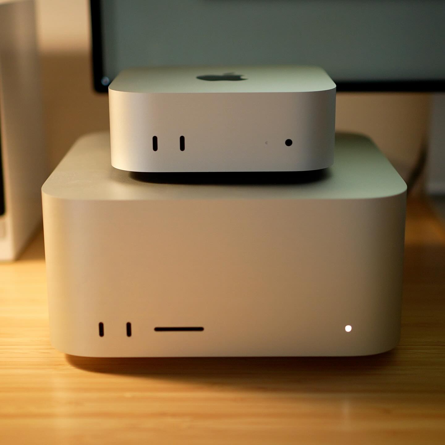 Mac Mini M4 vs Mac Studio M4: Chọn Con Nào Cho Đúng Nhu Cầu?