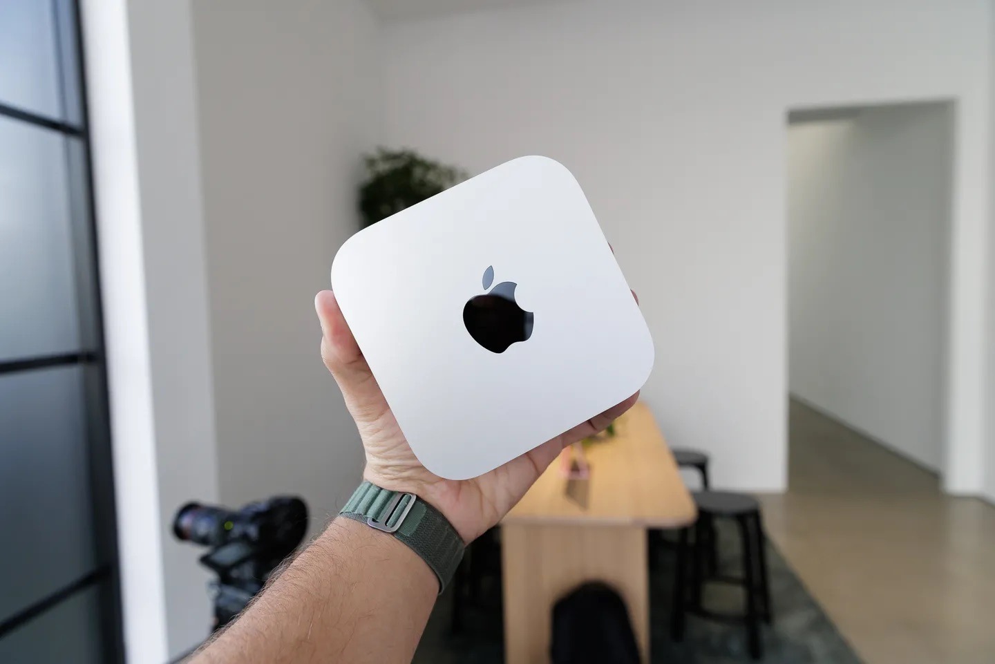 So Sánh Mac Mini M4: Ram 16GB hay 24GB - Lựa Chọn Nào Phù Hợp Với Bạn?