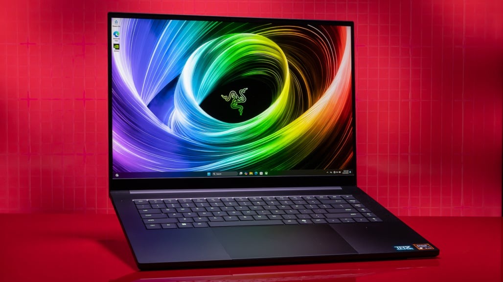 Lựa Chọn Thay Thế MacBook Pro M4: 7 Laptop Windows Đáng Mua Nhất