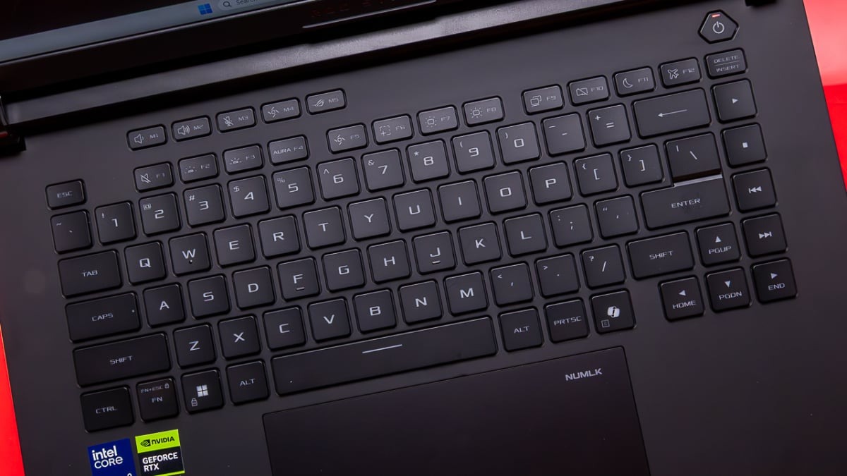 Lựa Chọn Thay Thế MacBook Pro M4: 7 Laptop Windows Đáng Mua Nhất