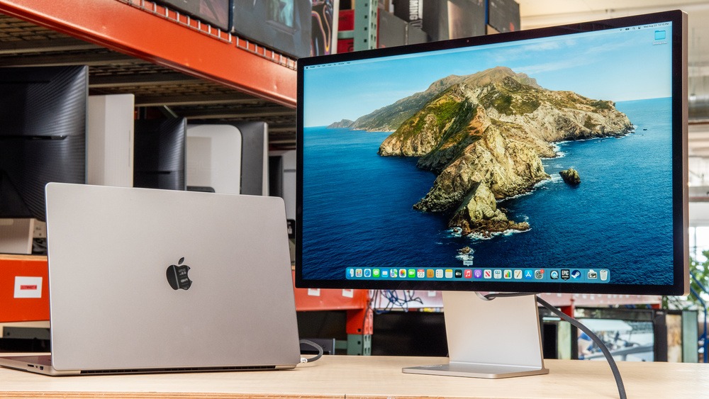 Màn hình MacBook Pro chuẩn màu Delta E < 1 quan trọng thế nào đến Sinh viên Thiết kế Đồ họa?